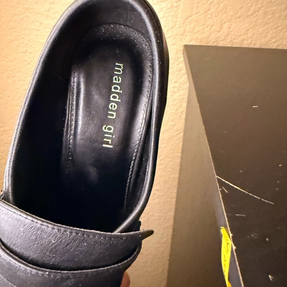 Madden Girl Dean Black Platform Loafers - Picture 9 of 9